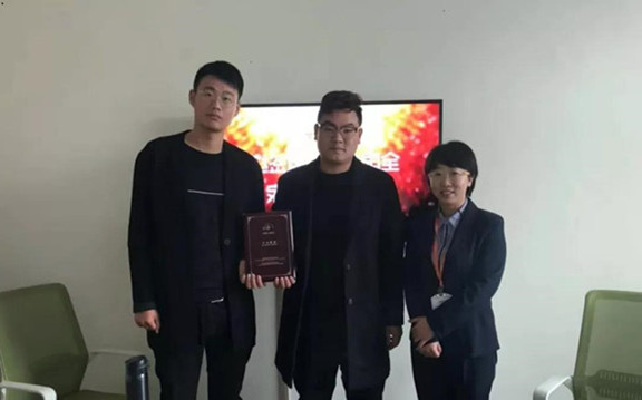 微信图片_20181119171707_副本.jpg